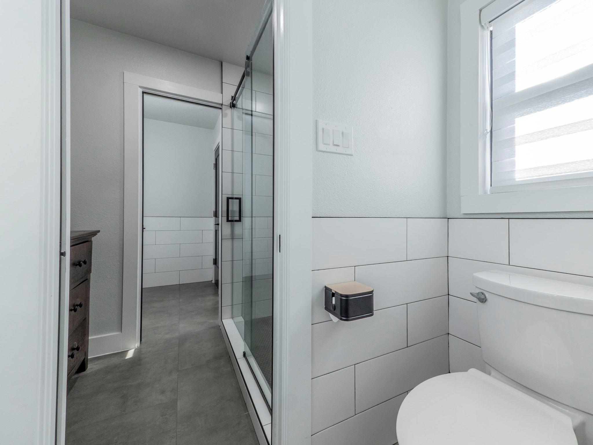 3900 Lake Park Cv, Lago Vista, TX 78645