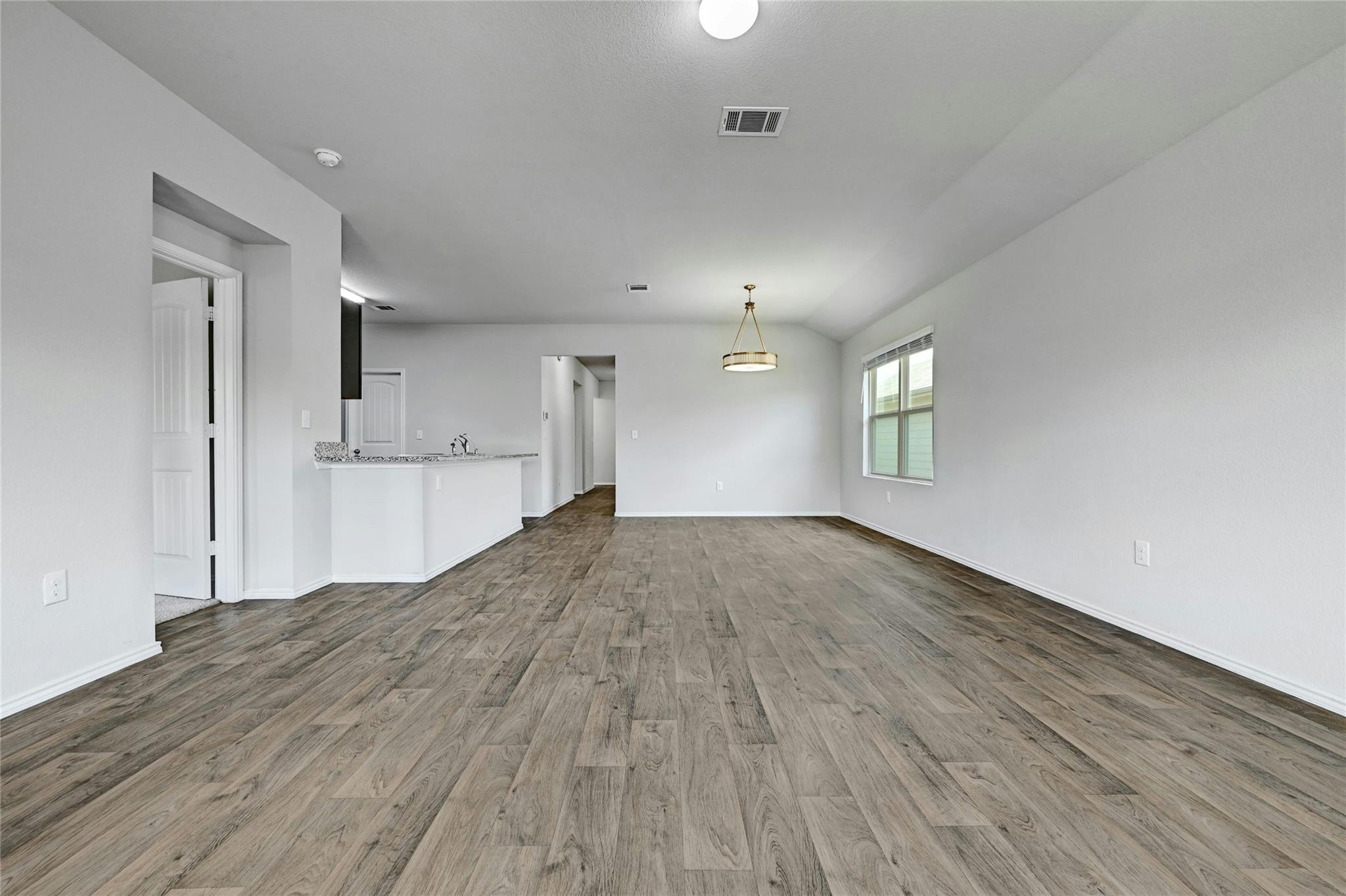 5800 Shanjia Dr, Austin, TX 78724