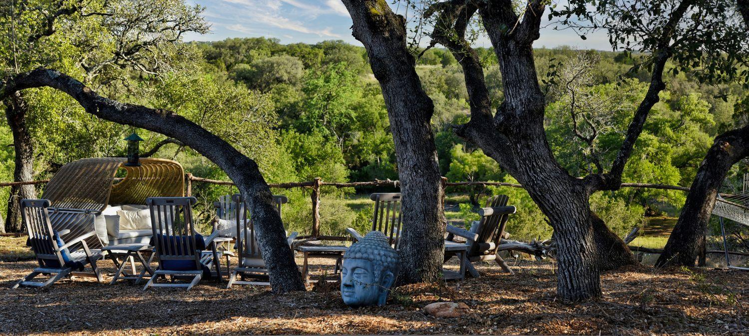 545 County Road 421 Rd, Spicewood, TX 78669