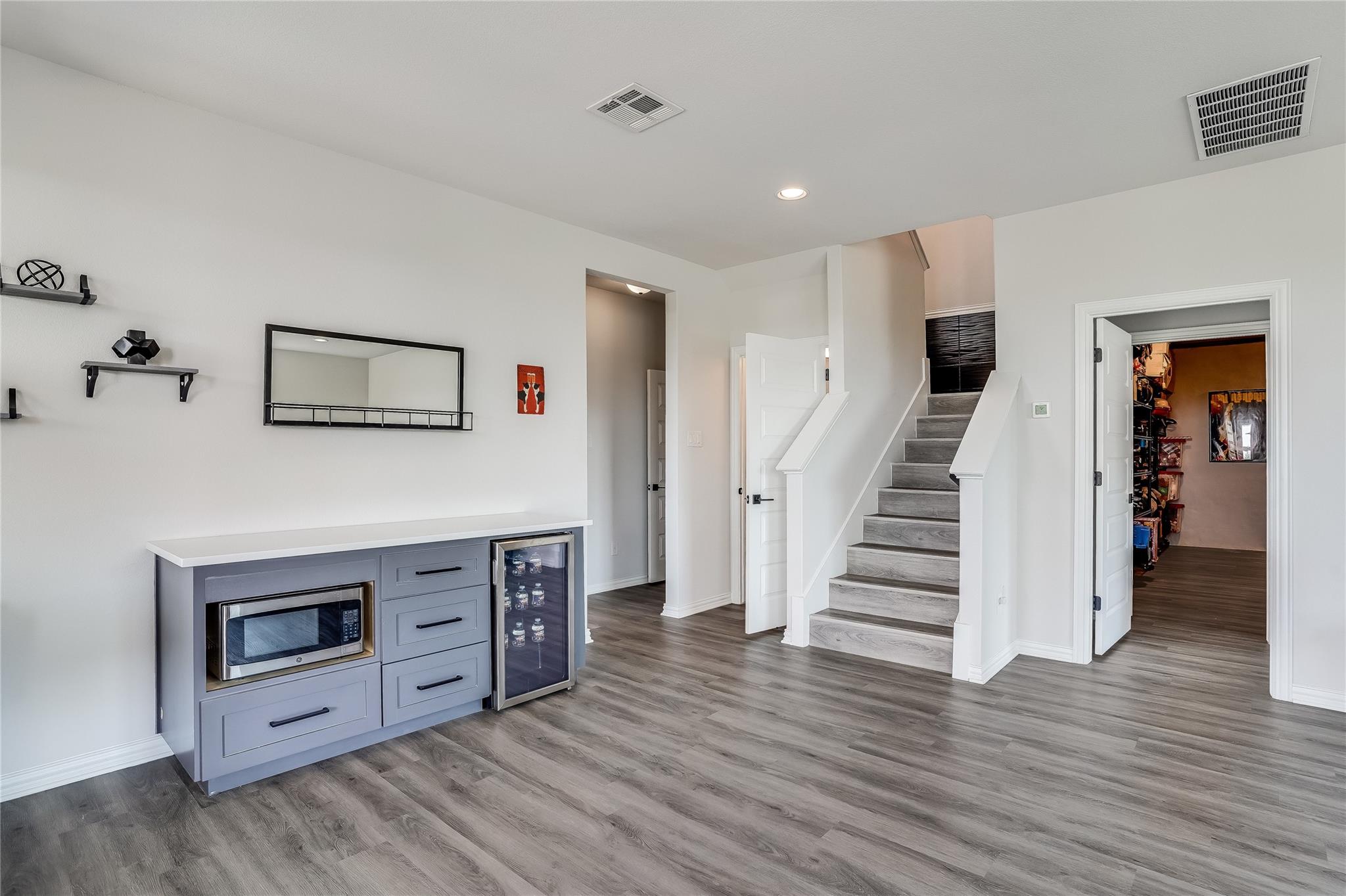 20604 High Dr, Lago Vista, TX 78645