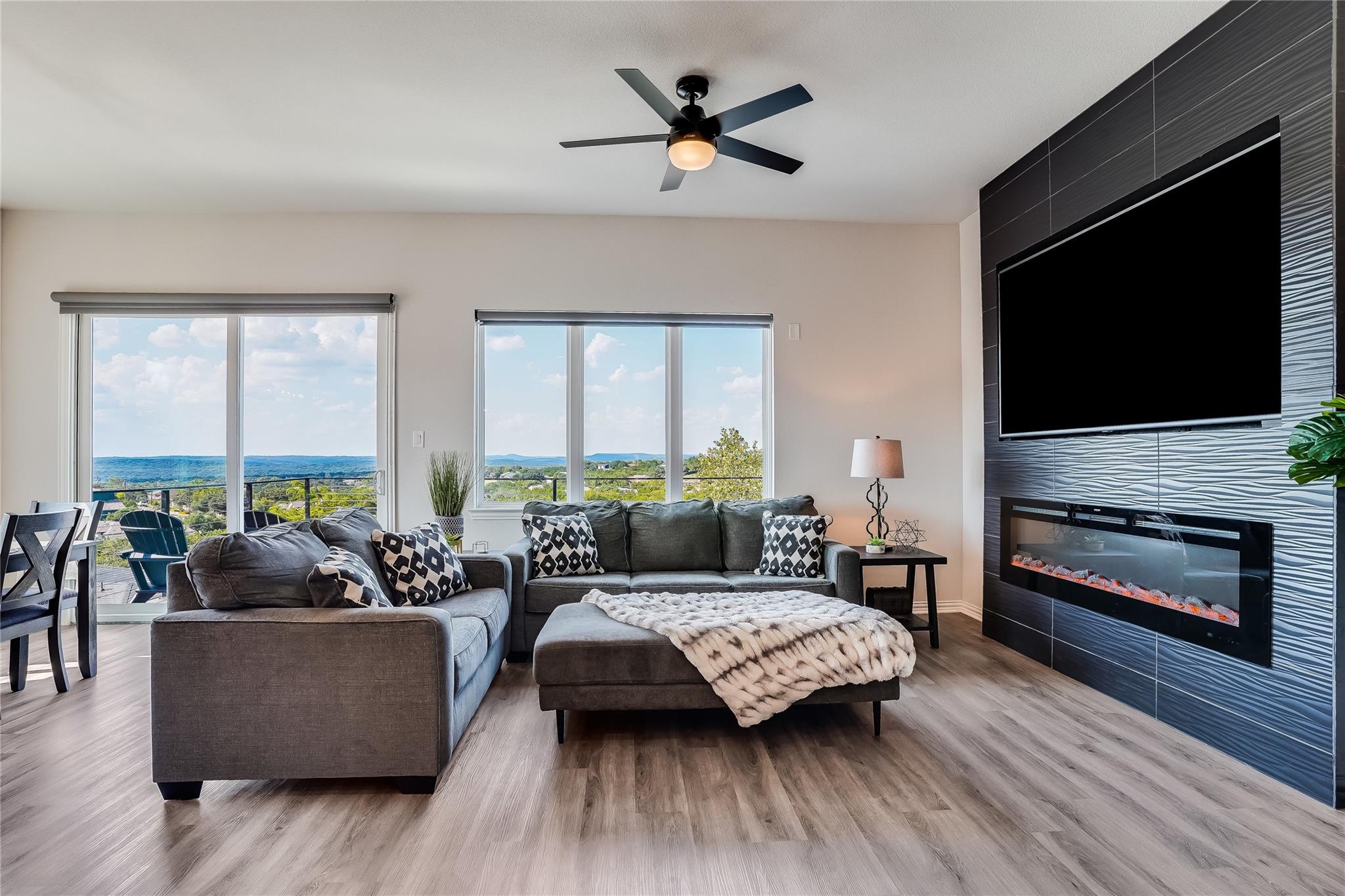 20604 High Dr, Lago Vista, TX 78645