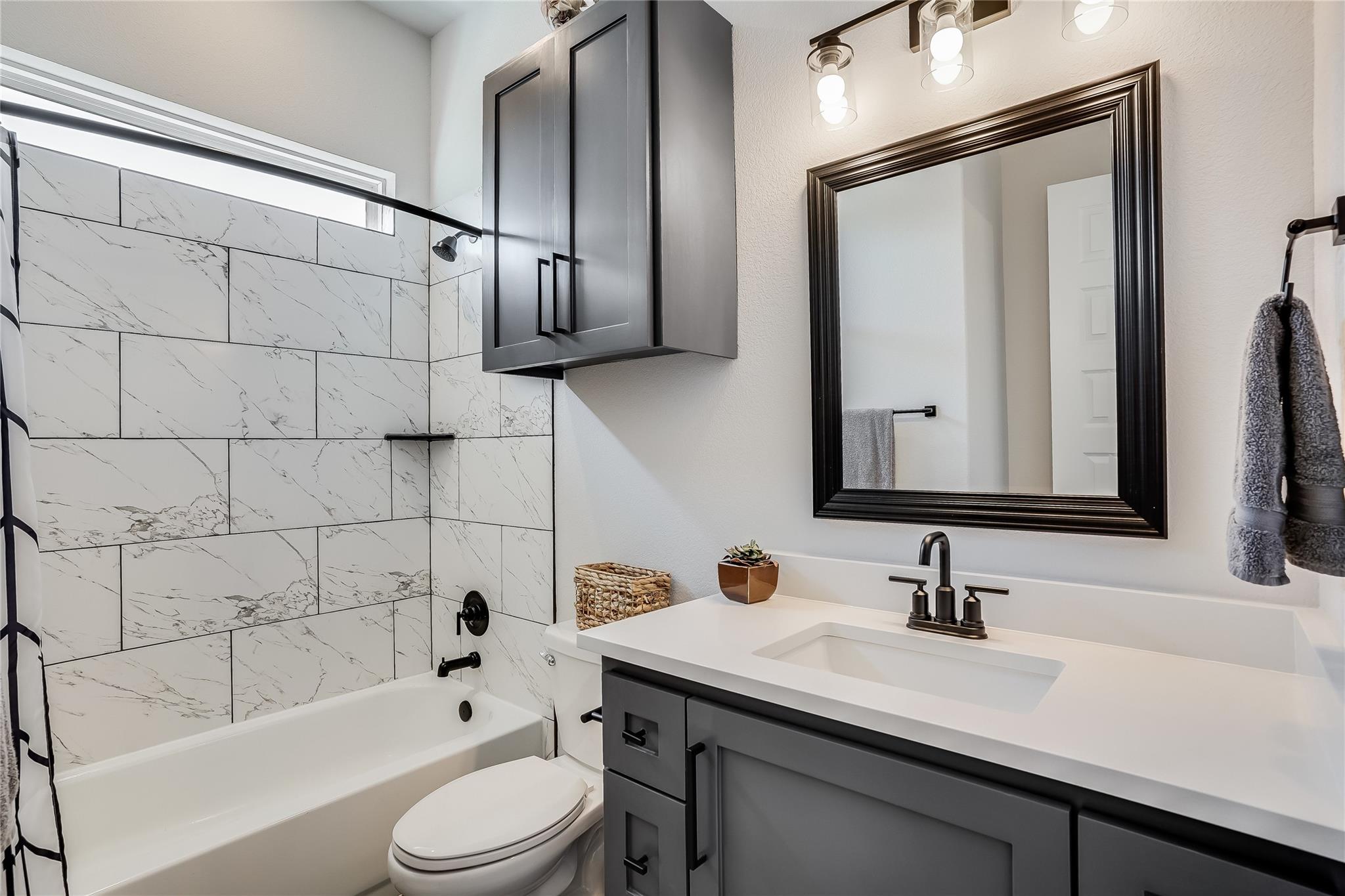 20604 High Dr, Lago Vista, TX 78645