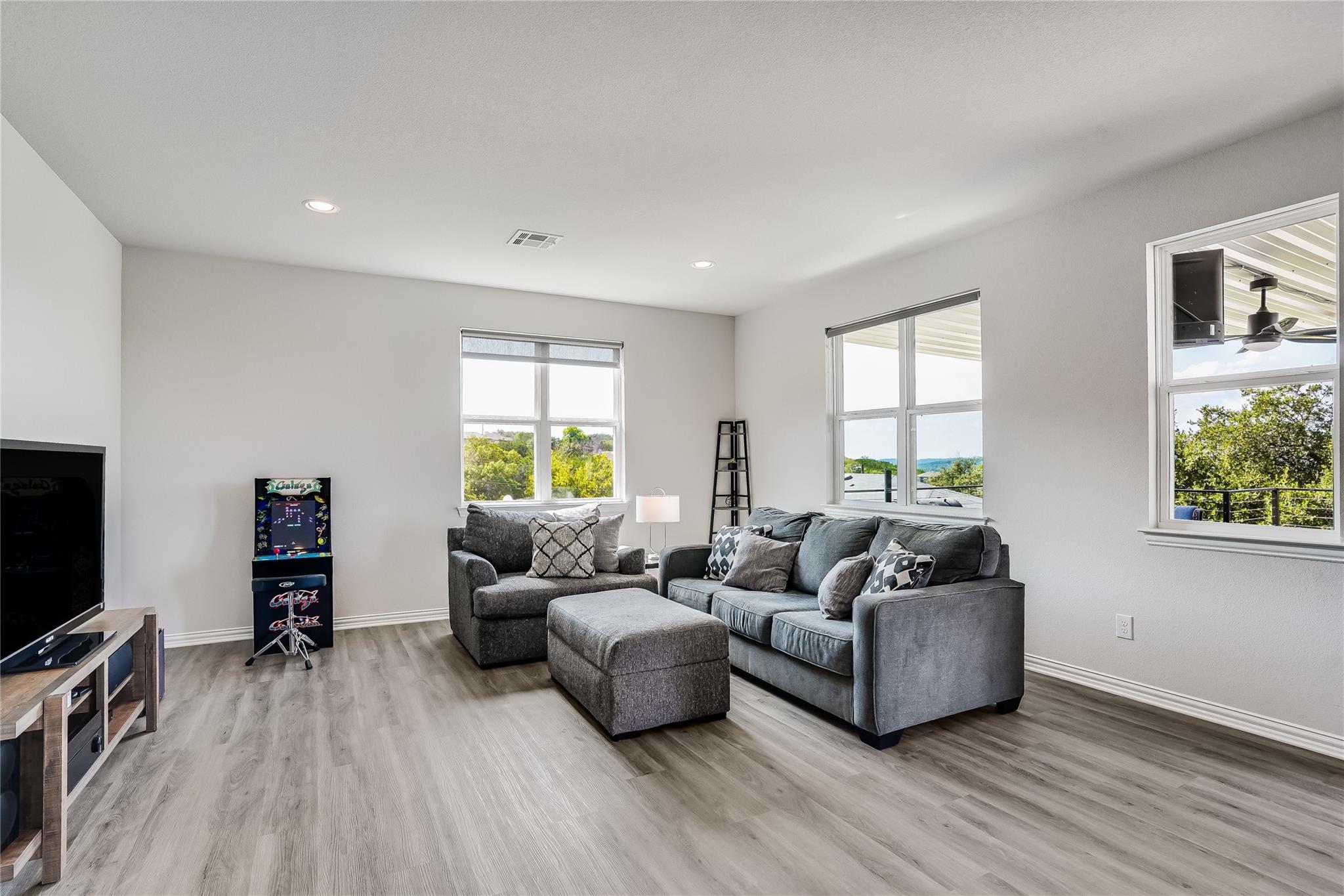 20604 High Dr, Lago Vista, TX 78645