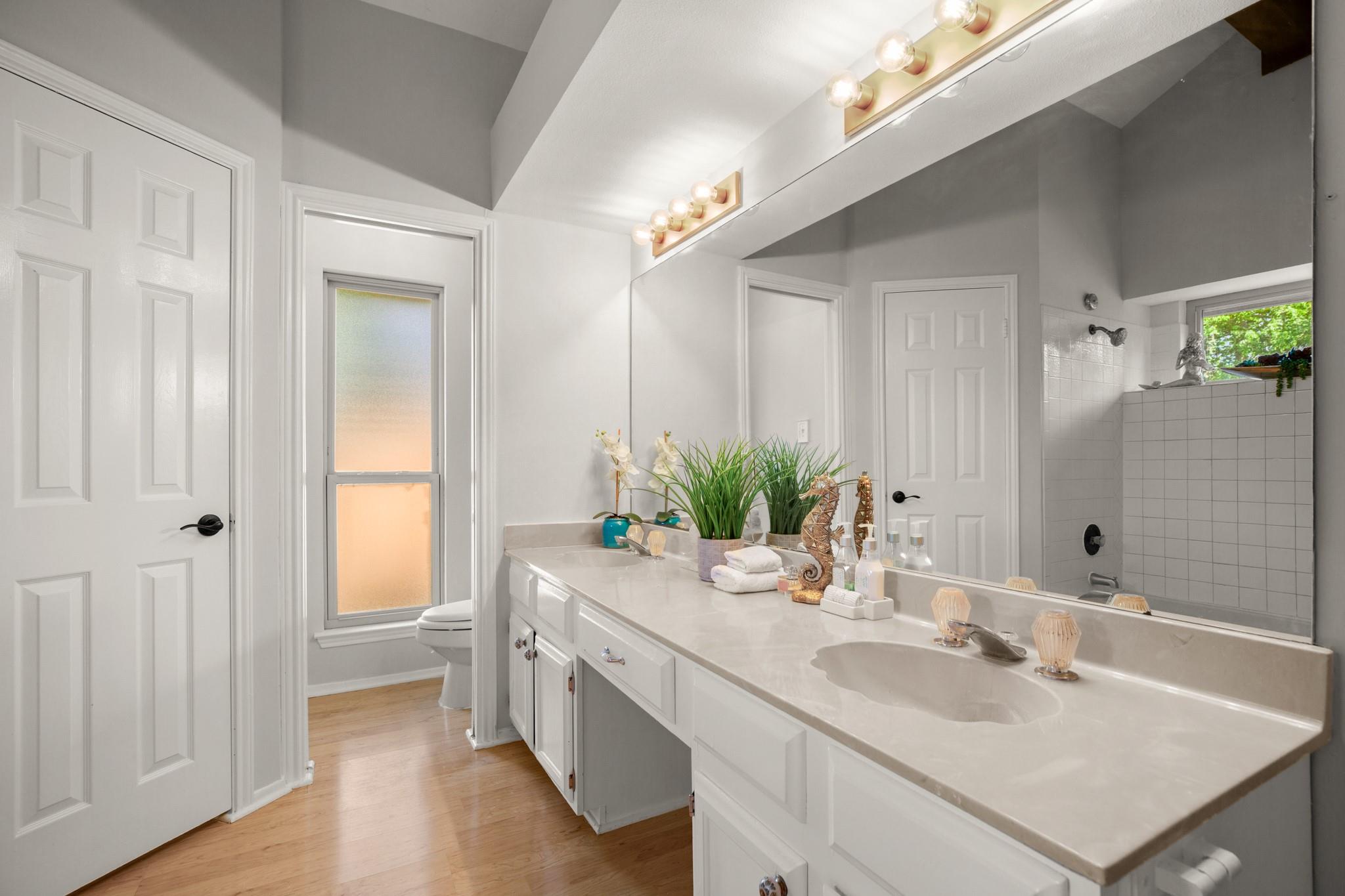 1905 Hunters Trl, Round Rock, TX 78681