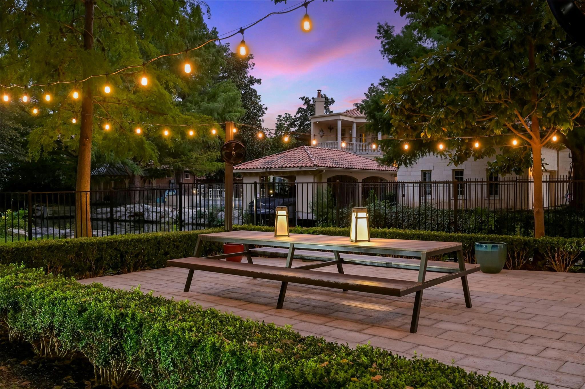 4705 & 4709 Island Cv, Austin, TX 78731
