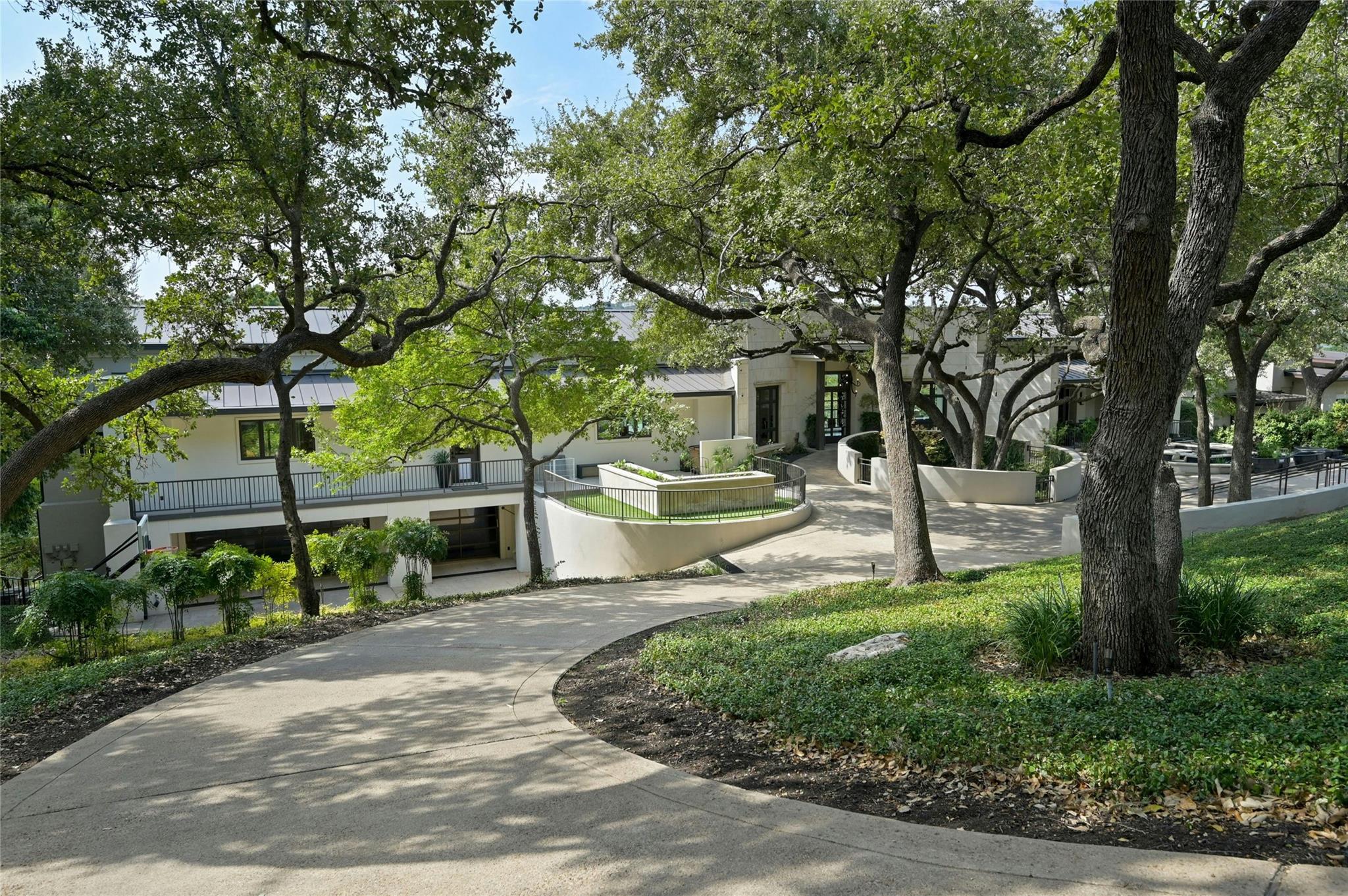 4705 & 4709 Island Cv, Austin, TX 78731