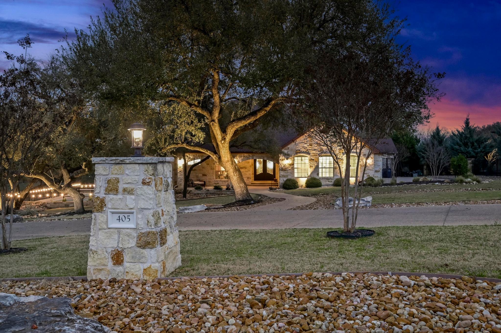405 Marquesa Trl, Georgetown, TX 78633