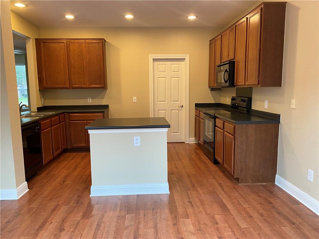 2207 Lauren Loop, Leander, TX 78641