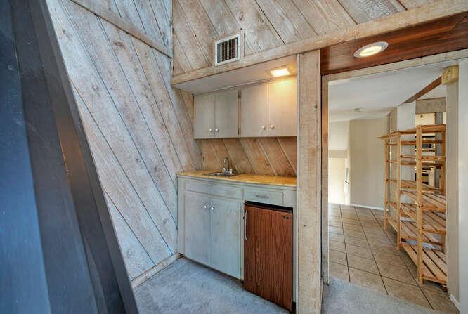 614 Sunfish St, Lakeway, TX 78734