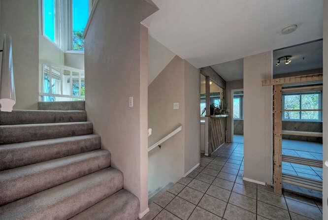 614 Sunfish St, Lakeway, TX 78734