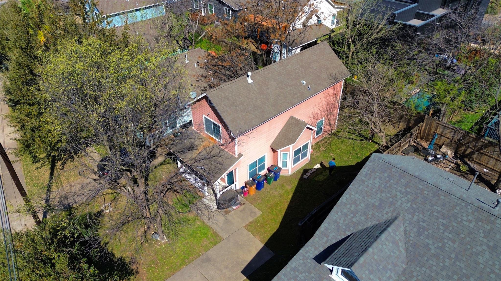 1110 Juniper St, Austin, TX 78702