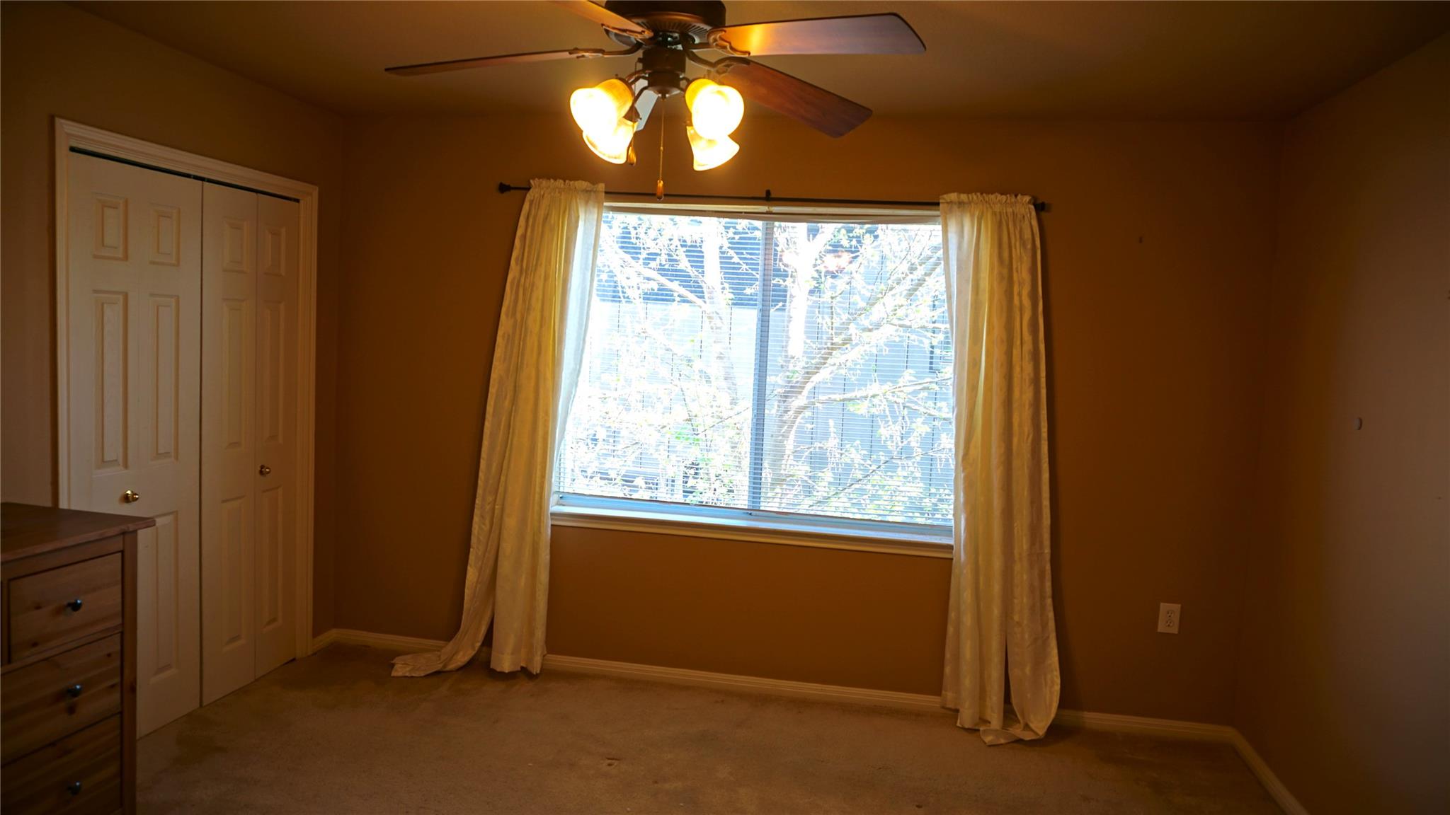 1110 Juniper St, Austin, TX 78702