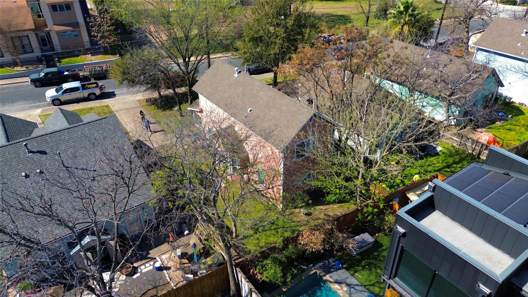1110 Juniper St, Austin, TX 78702