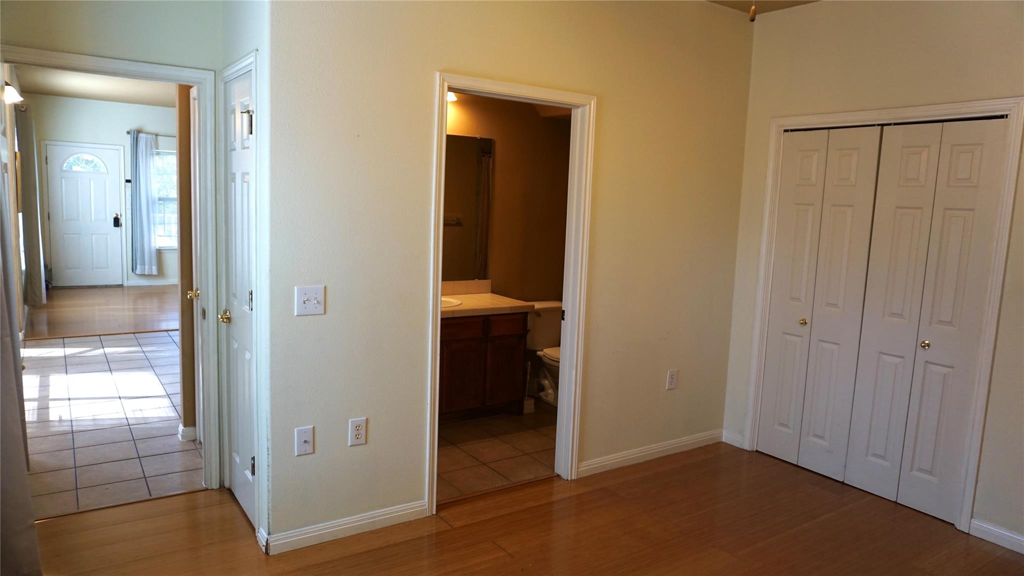 1110 Juniper St, Austin, TX 78702