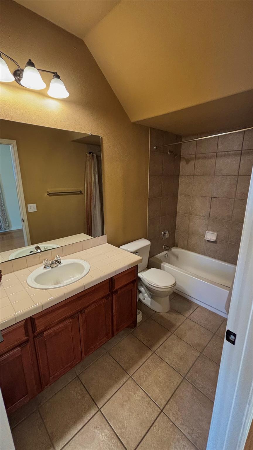 1110 Juniper St, Austin, TX 78702