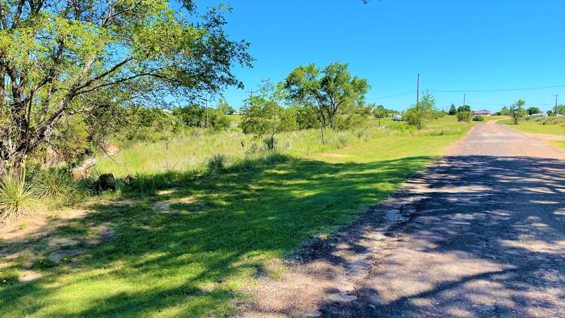 493 Pampa St, Howardwick, TX 79226