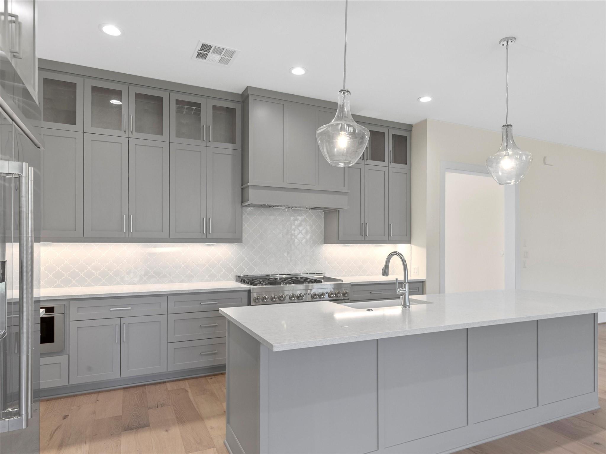 226 Hydrangea Dr, Smithville, TX 78957