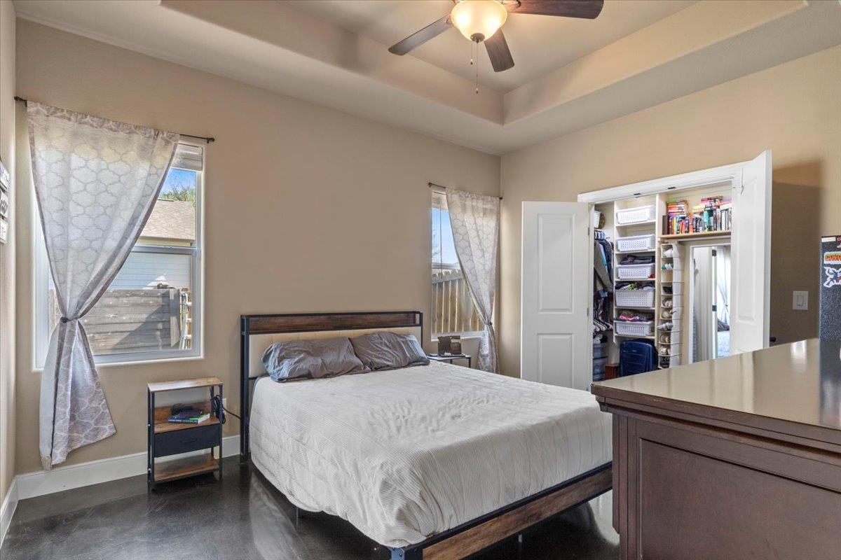 128 Waianae Ct, Bastrop, TX 78602