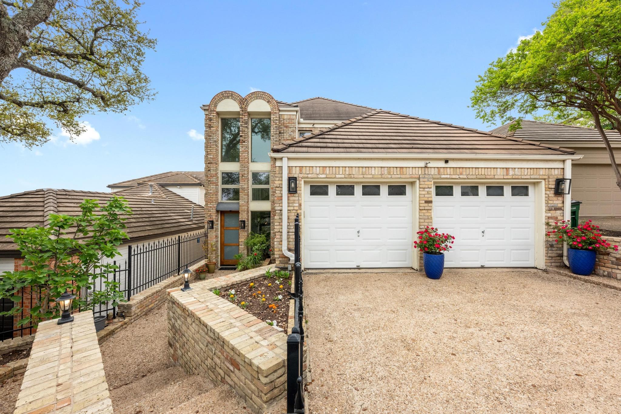 4802 Twin Valley Dr, Austin, TX 78731