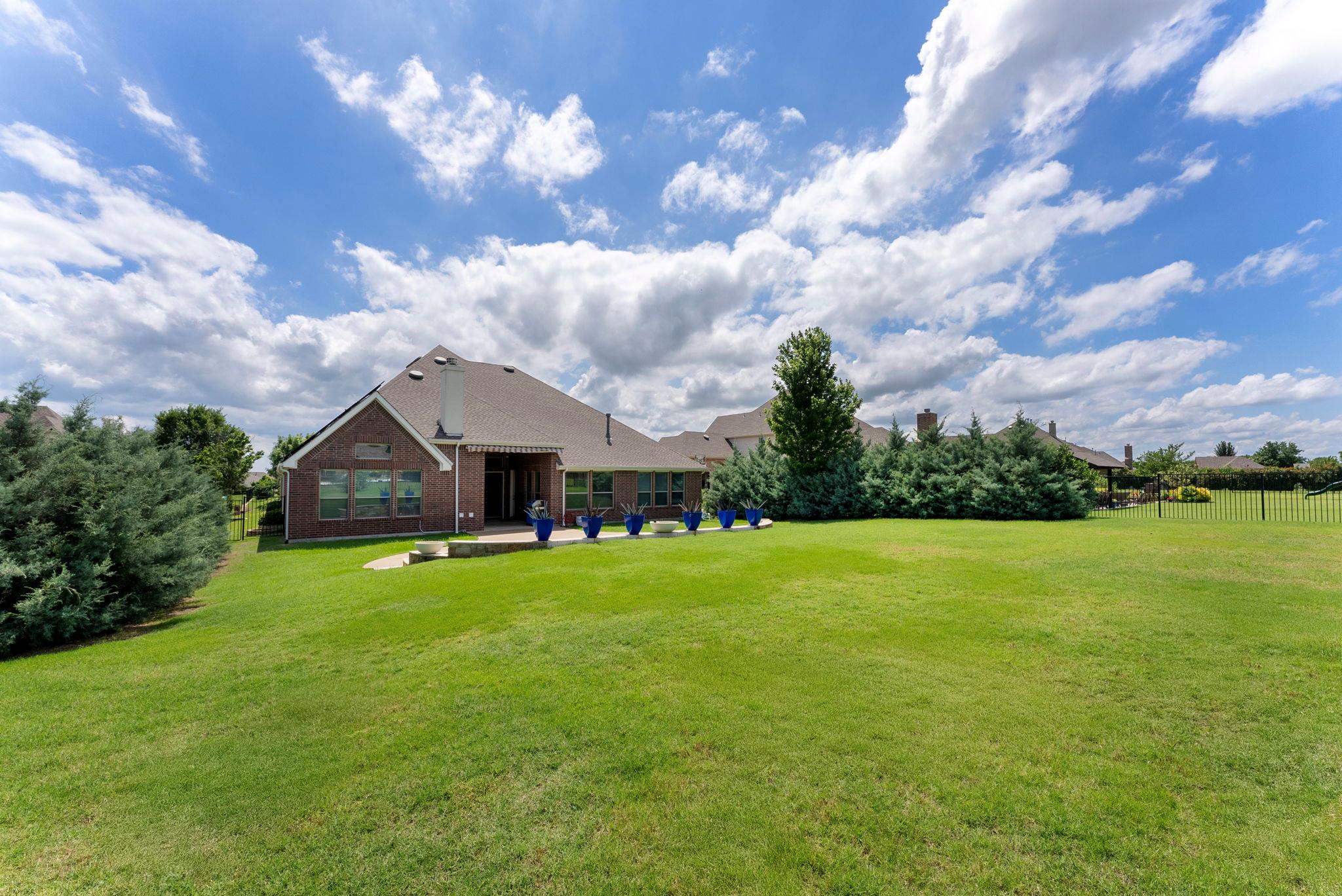 608 Amherst Dr, Rockwall, TX 75087
