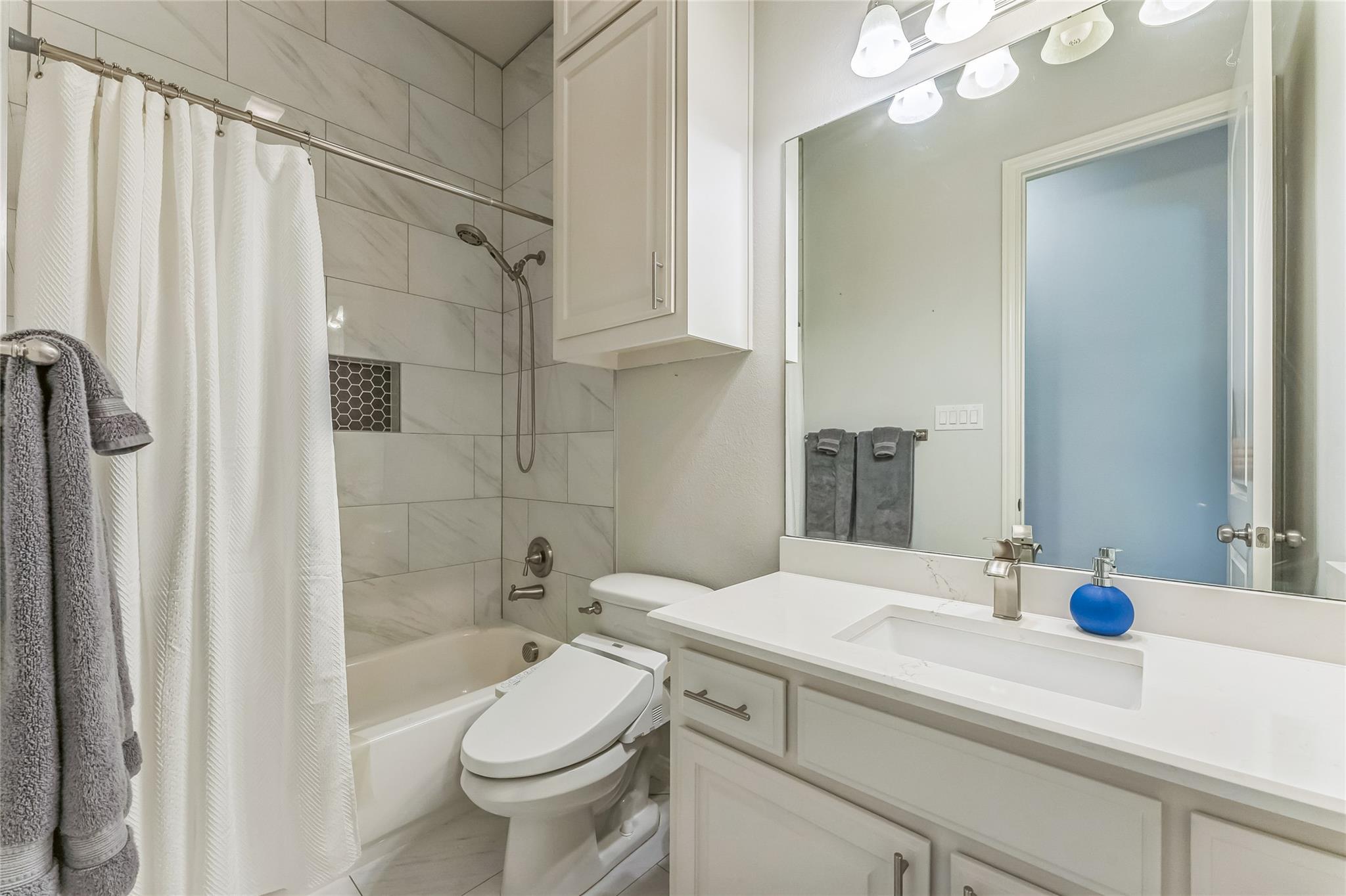 608 Amherst Dr, Rockwall, TX 75087