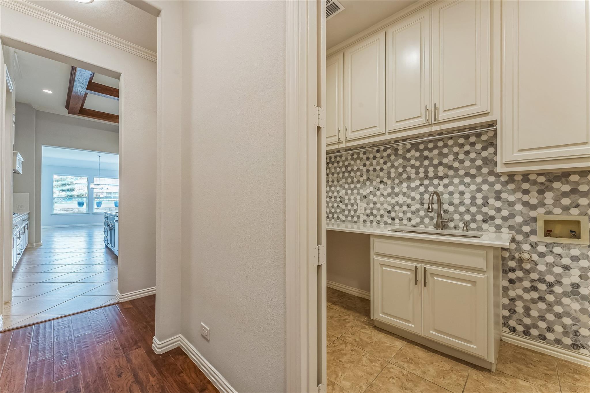 608 Amherst Dr, Rockwall, TX 75087