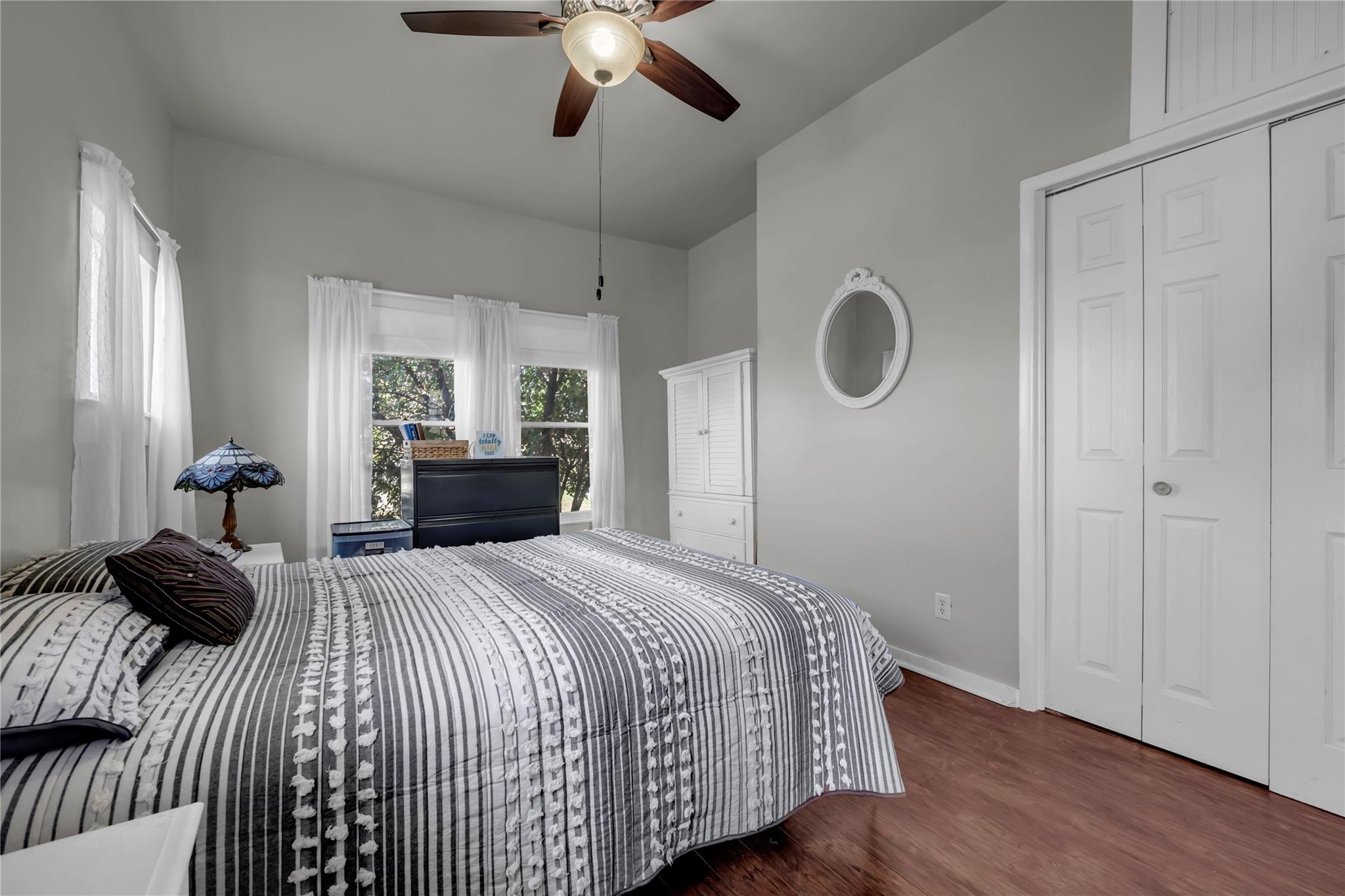 909 Flag St, Llano, TX 78643