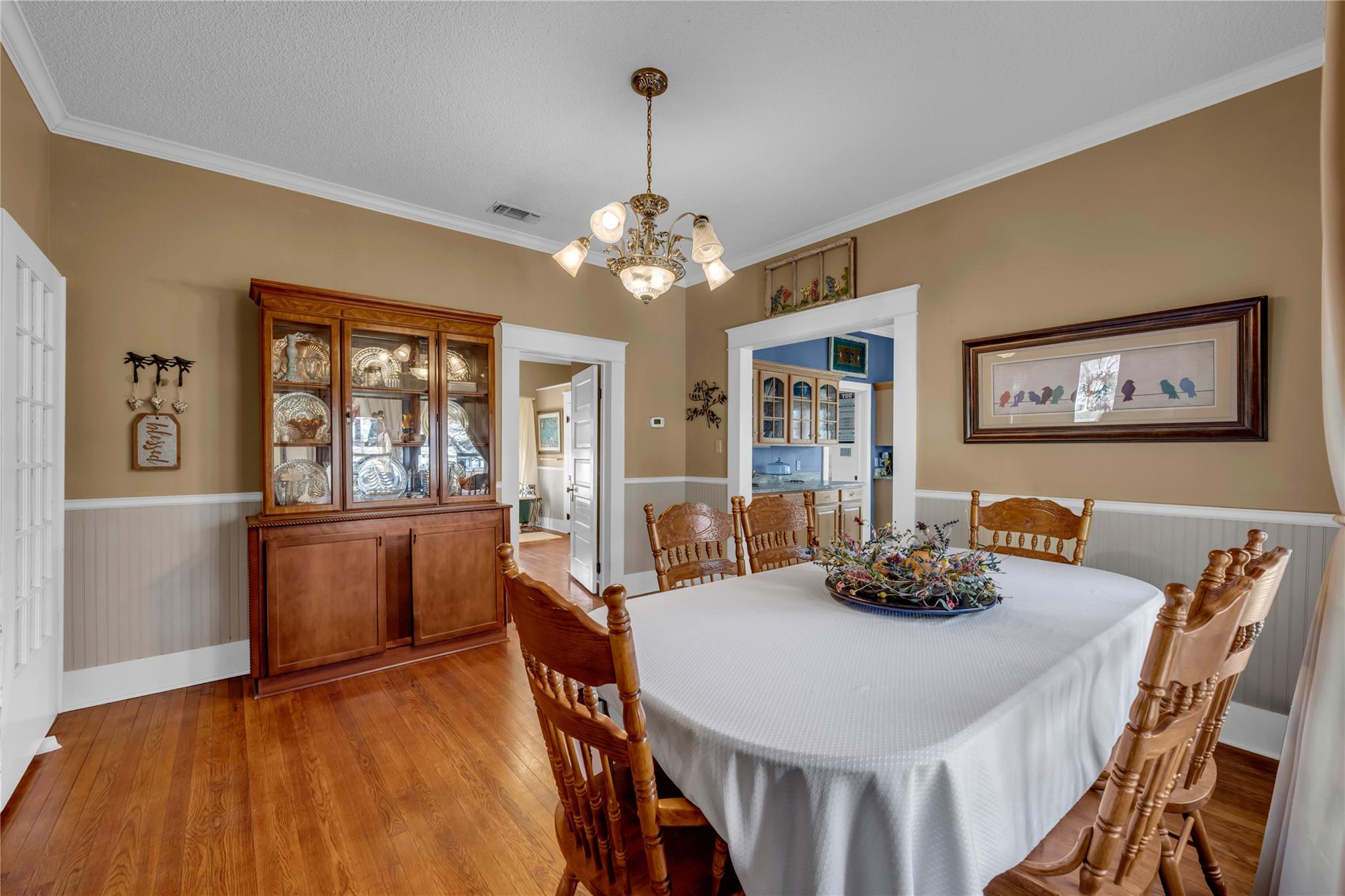 909 Flag St, Llano, TX 78643