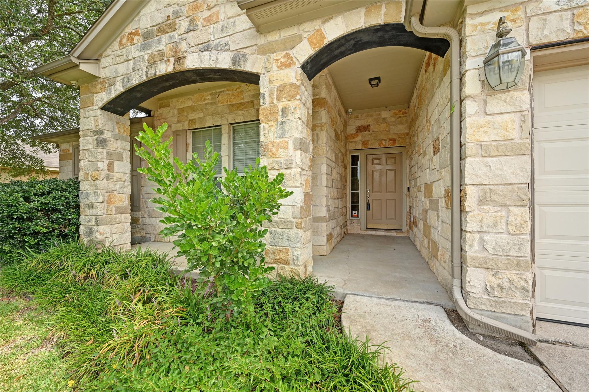 138 Tranquility Mtn, Buda, TX 78610