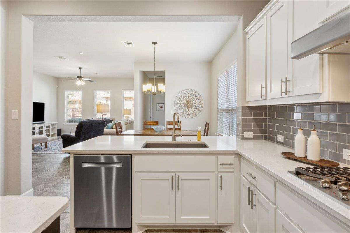 177 Fort Cobb Way, Georgetown, TX 78628