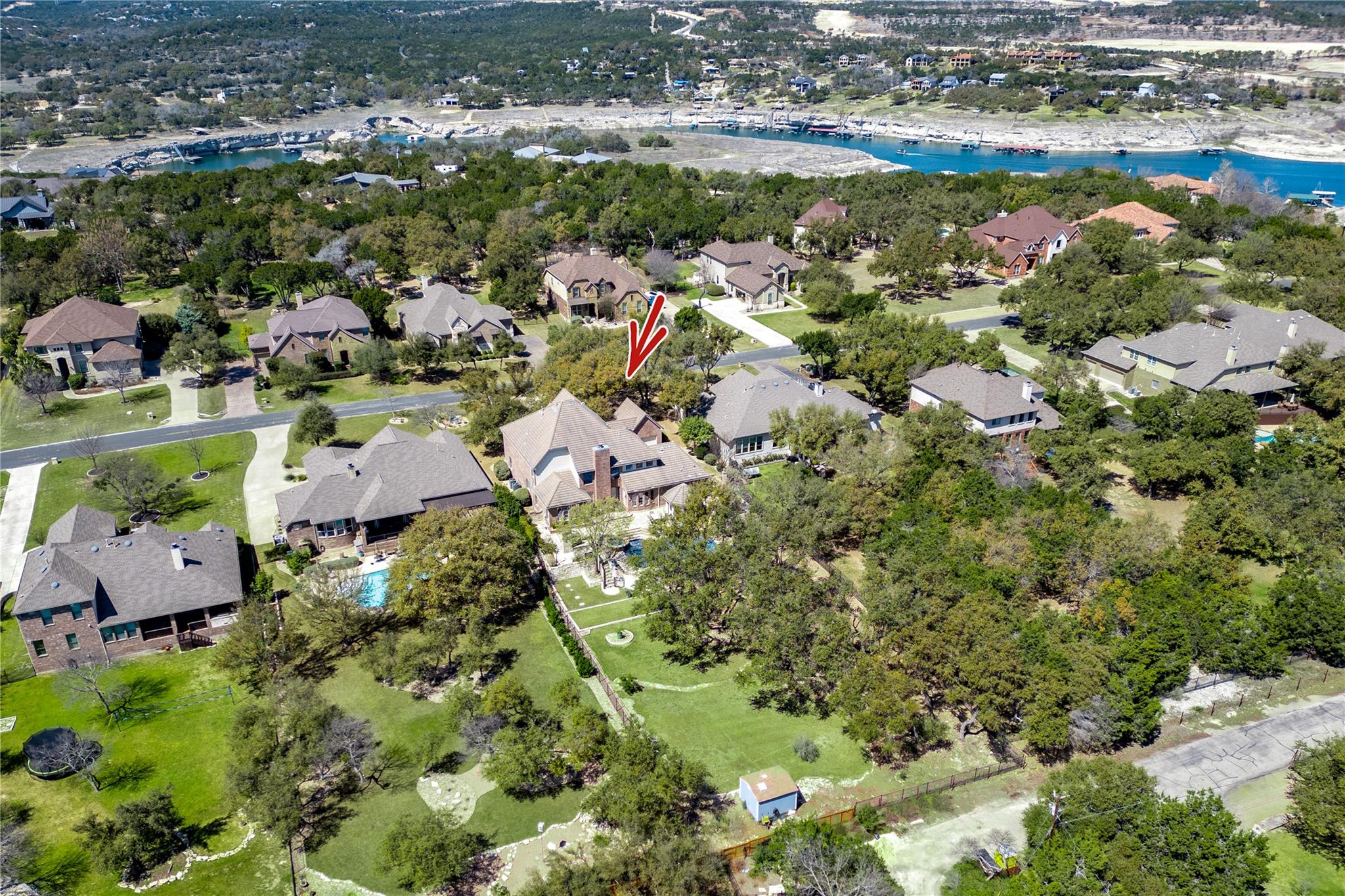 2209 Lakehurst Rd, Spicewood, TX 78669