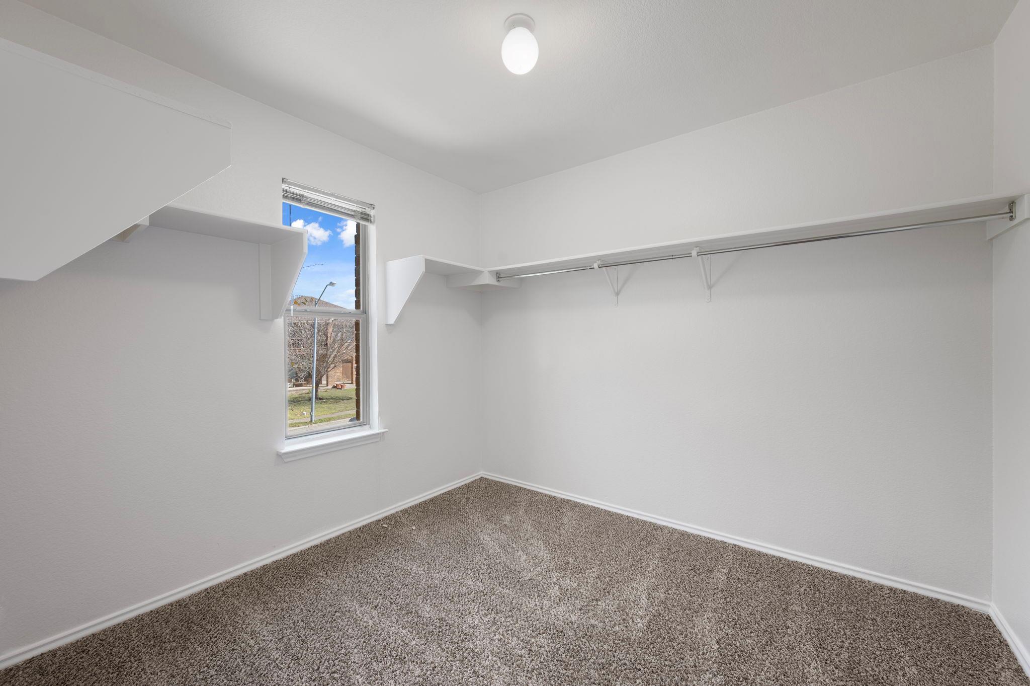 1635 Bayland St, Round Rock, TX 78664