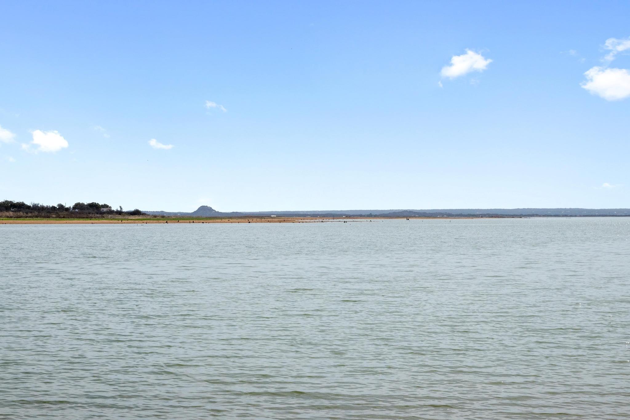 126 Lakeview Dr, Buchanan Dam, TX 78609