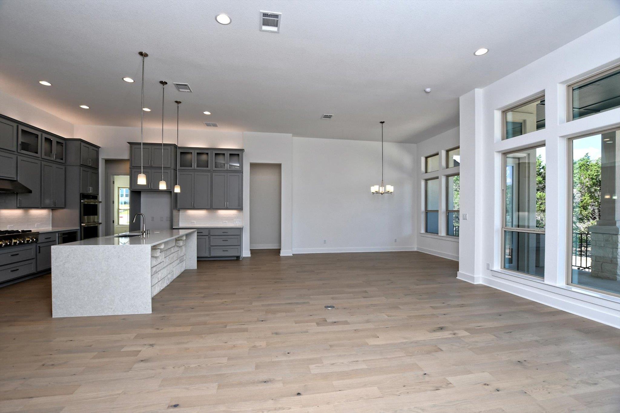 101 Nighthorse, Liberty Hill, TX 78642