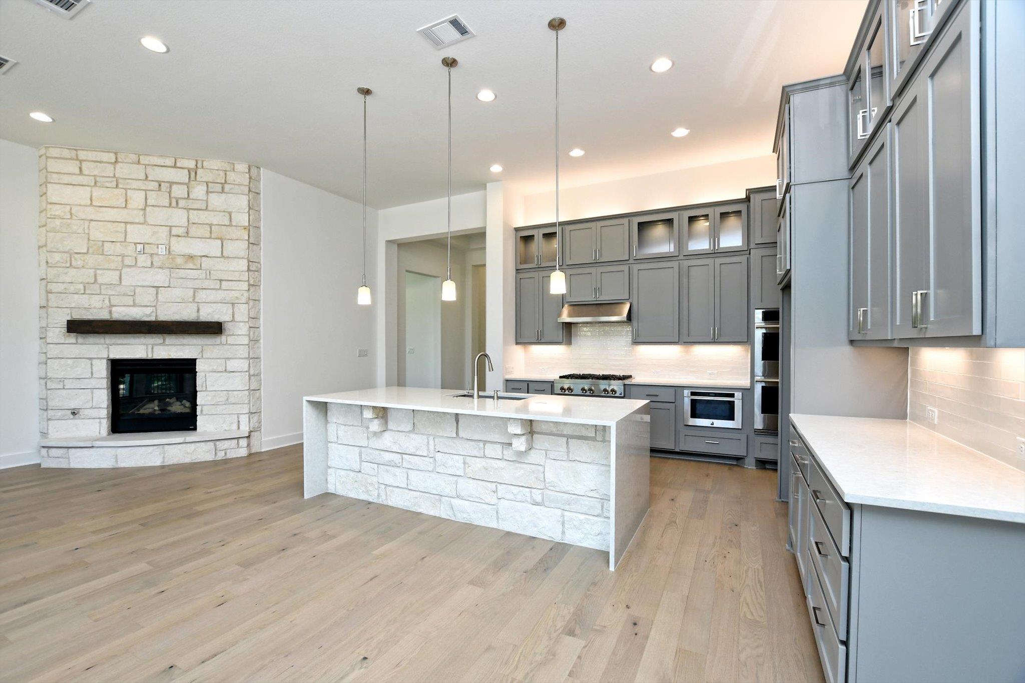 101 Nighthorse, Liberty Hill, TX 78642