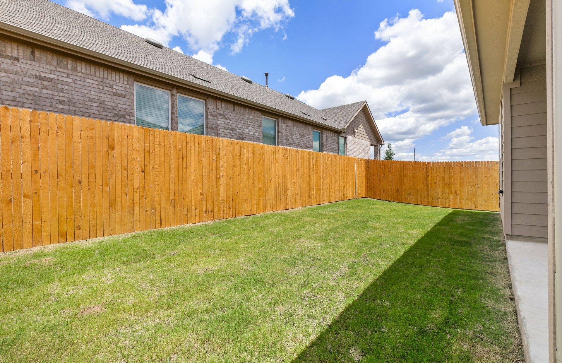 585 Tailwind Dr, Kyle, TX 78640