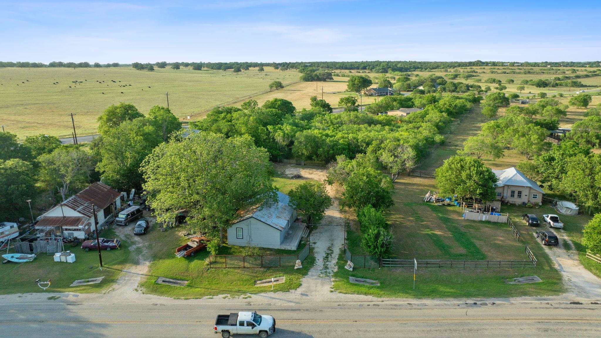 6071 Fm 713, Dale, TX 78616
