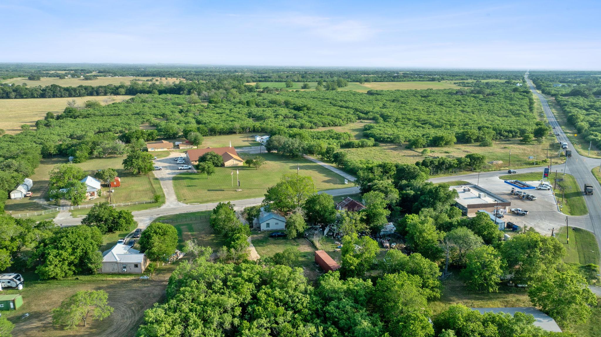 6071 Fm 713, Dale, TX 78616