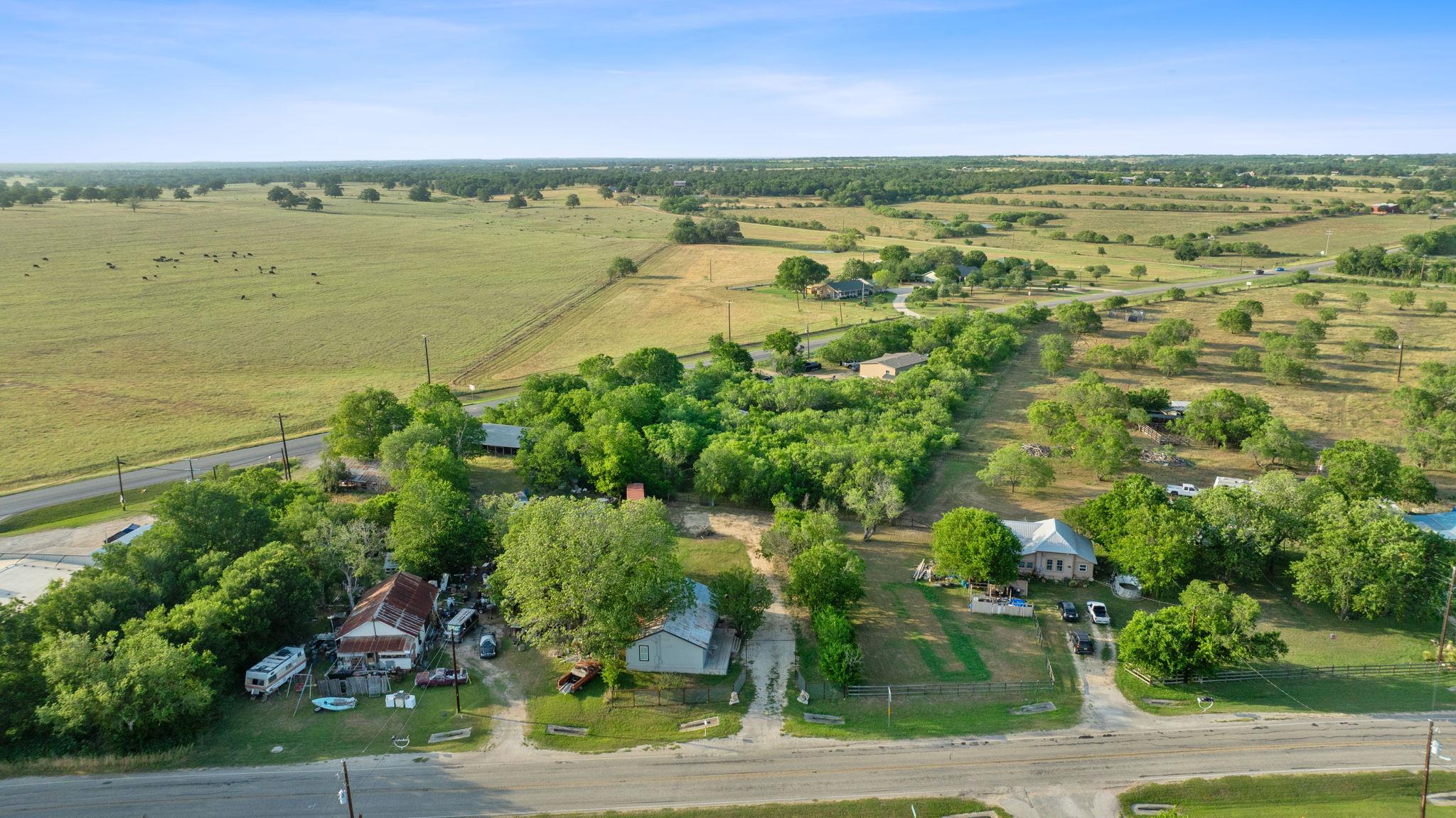 6071 Fm 713, Dale, TX 78616