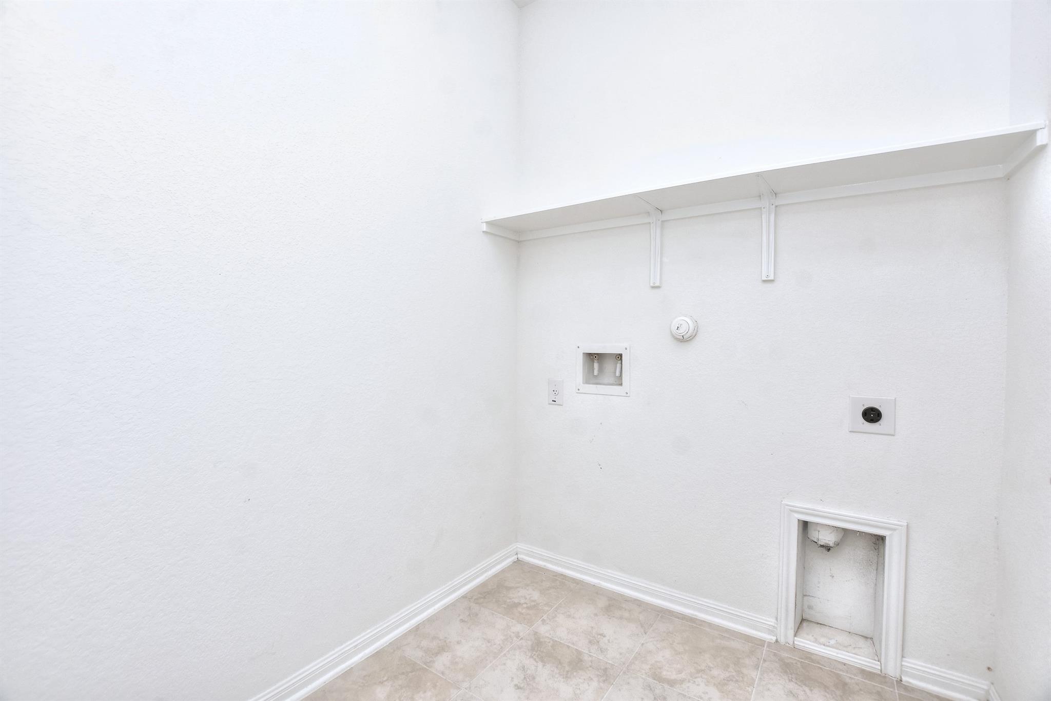 141 Green Knoll Ln, Georgetown, TX 78628