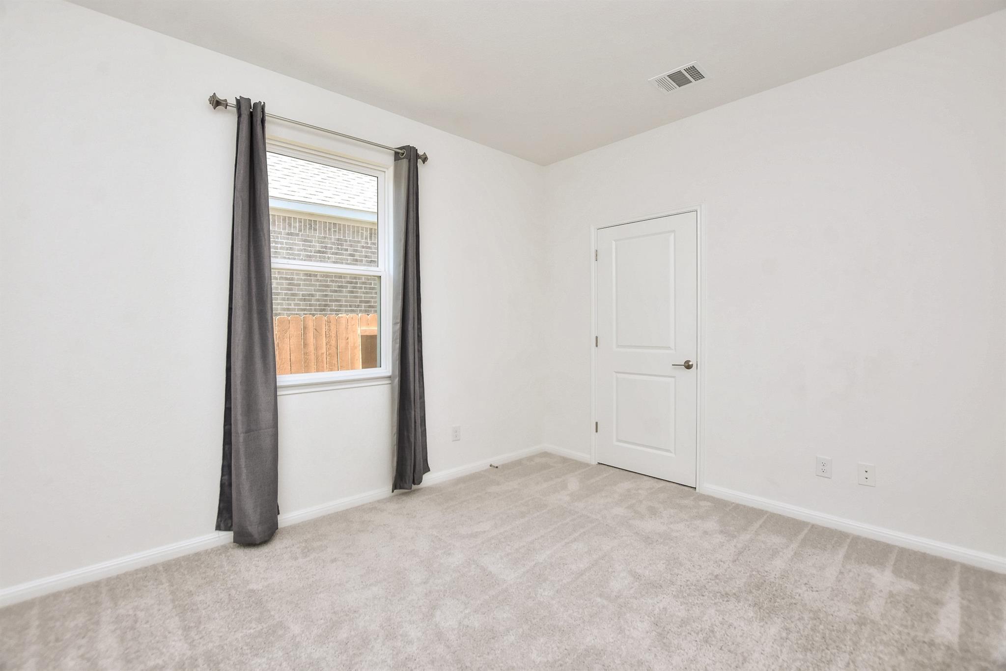 141 Green Knoll Ln, Georgetown, TX 78628