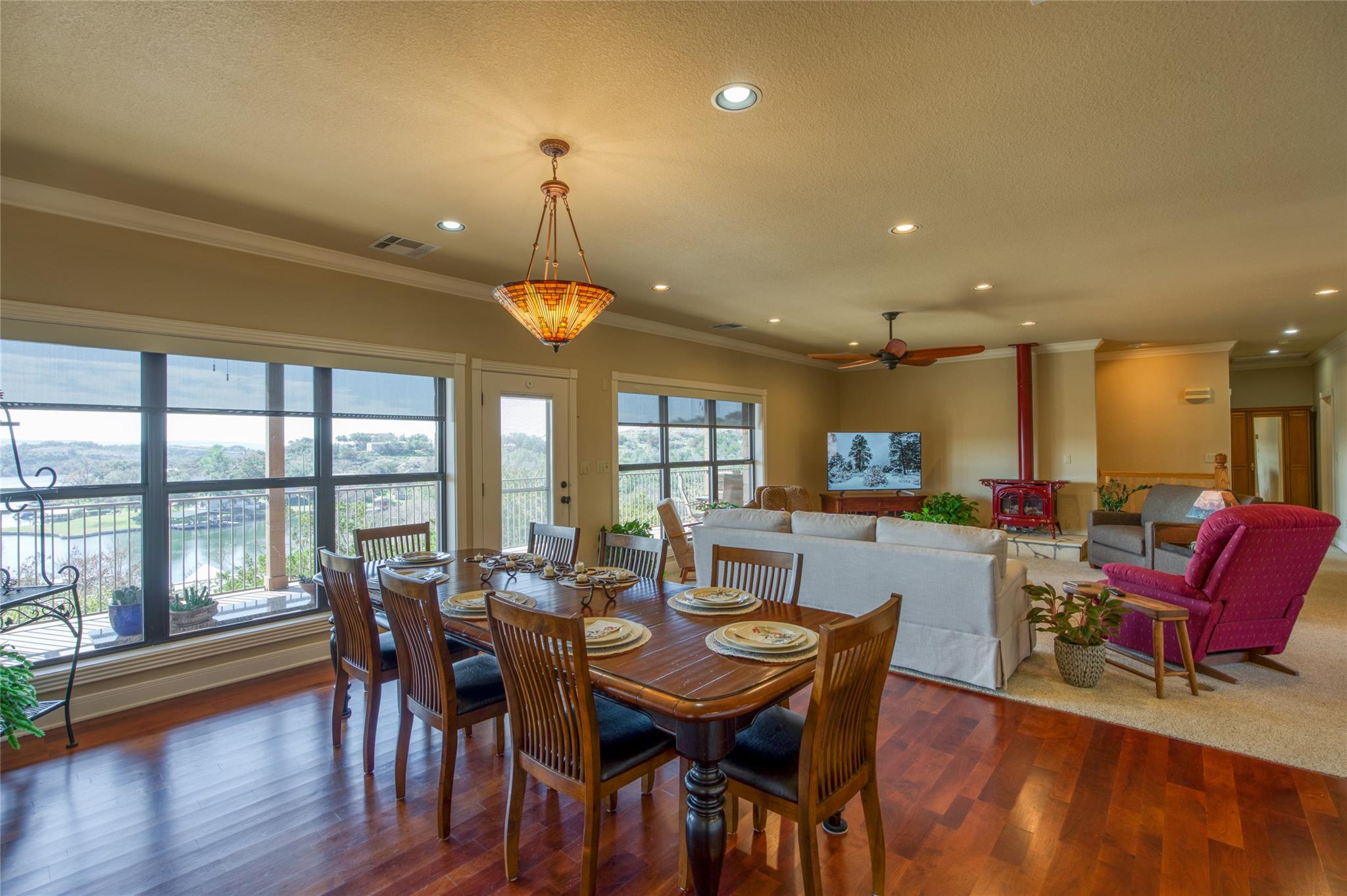 604 N Inwood Rd, Buchanan Dam, TX 78609