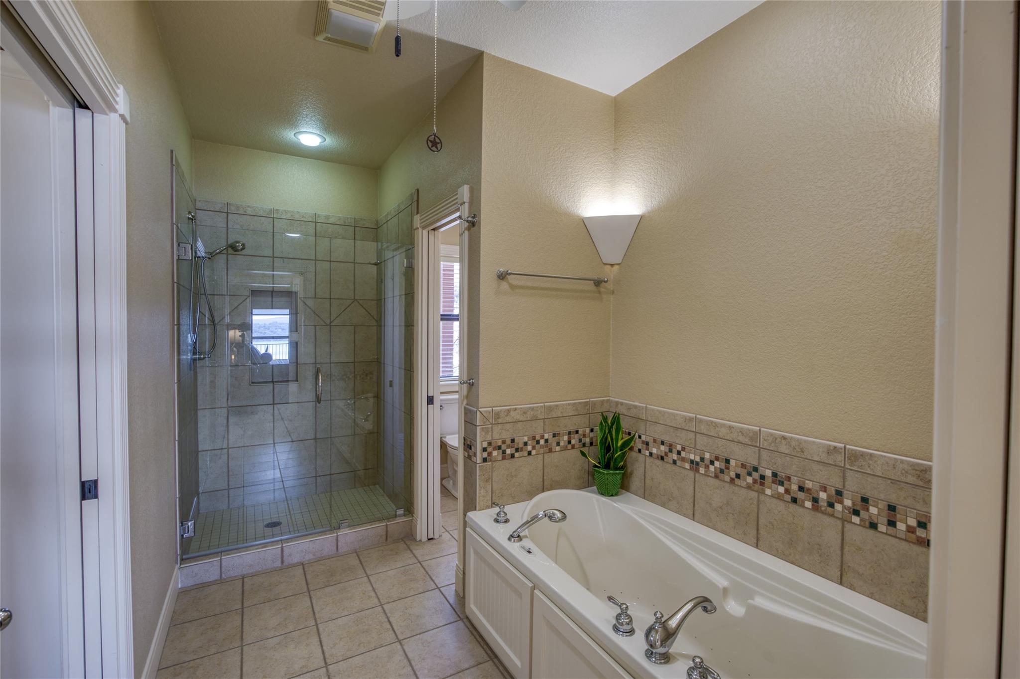 604 N Inwood Rd, Buchanan Dam, TX 78609