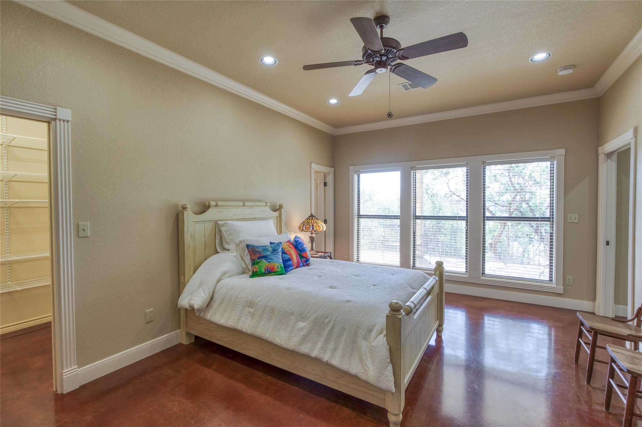 604 N Inwood Rd, Buchanan Dam, TX 78609