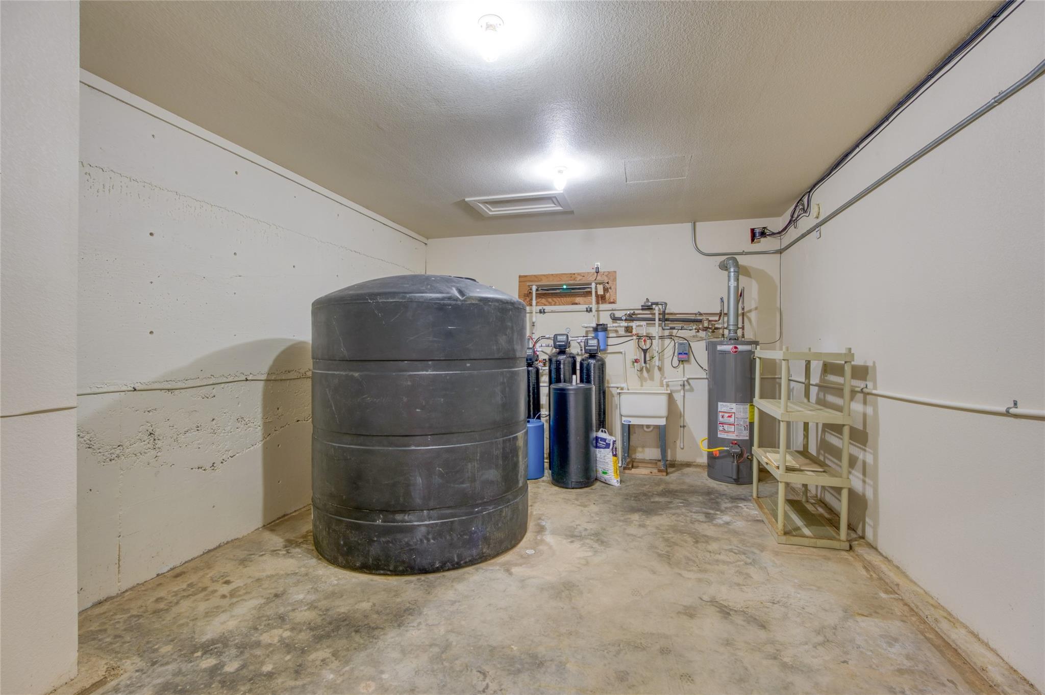 604 N Inwood Rd, Buchanan Dam, TX 78609