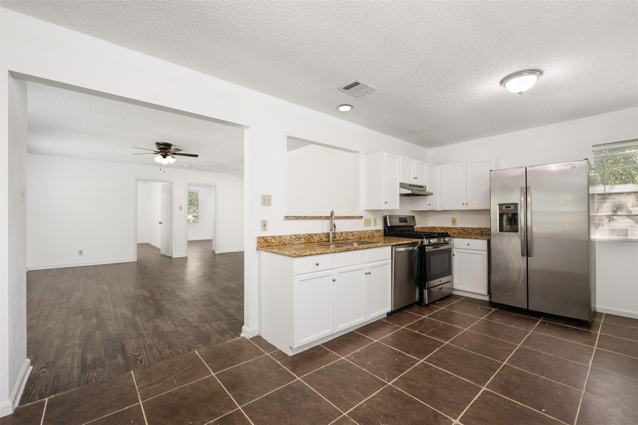 1513 Ruth Ave, Austin, TX 78757