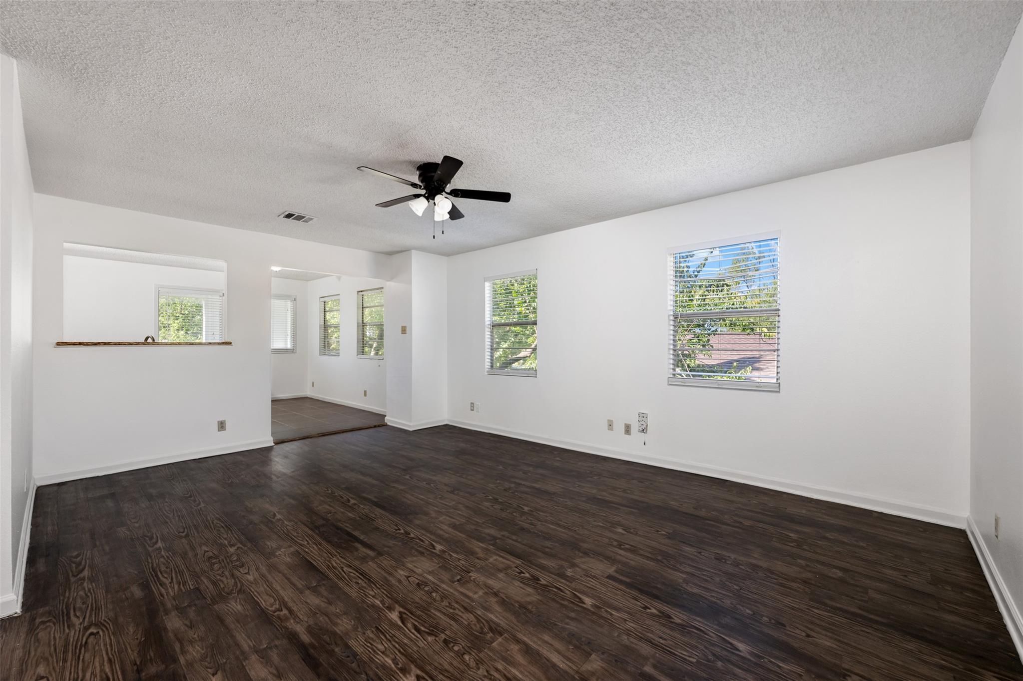 1513 Ruth Ave, Austin, TX 78757