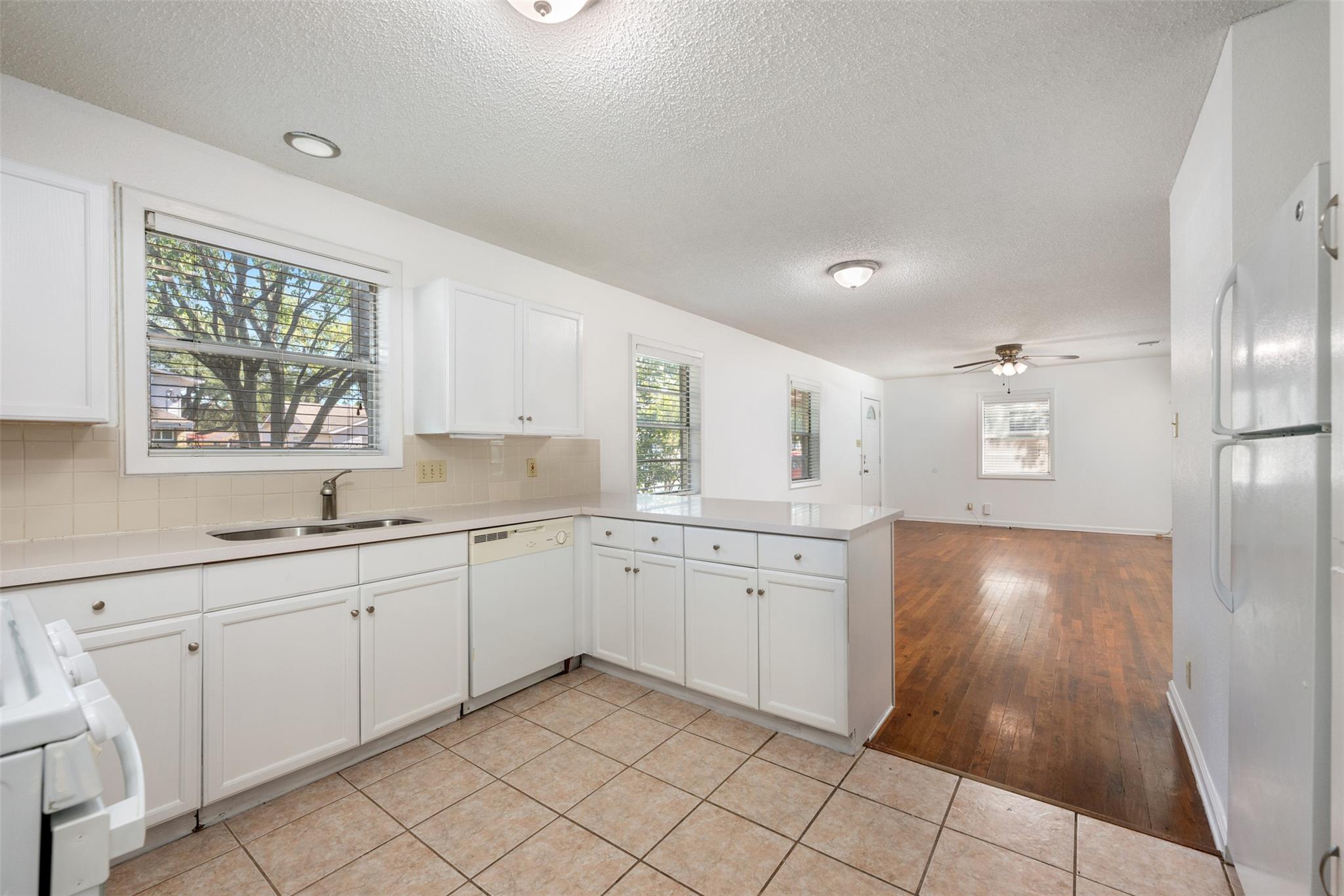 1513 Ruth Ave, Austin, TX 78757