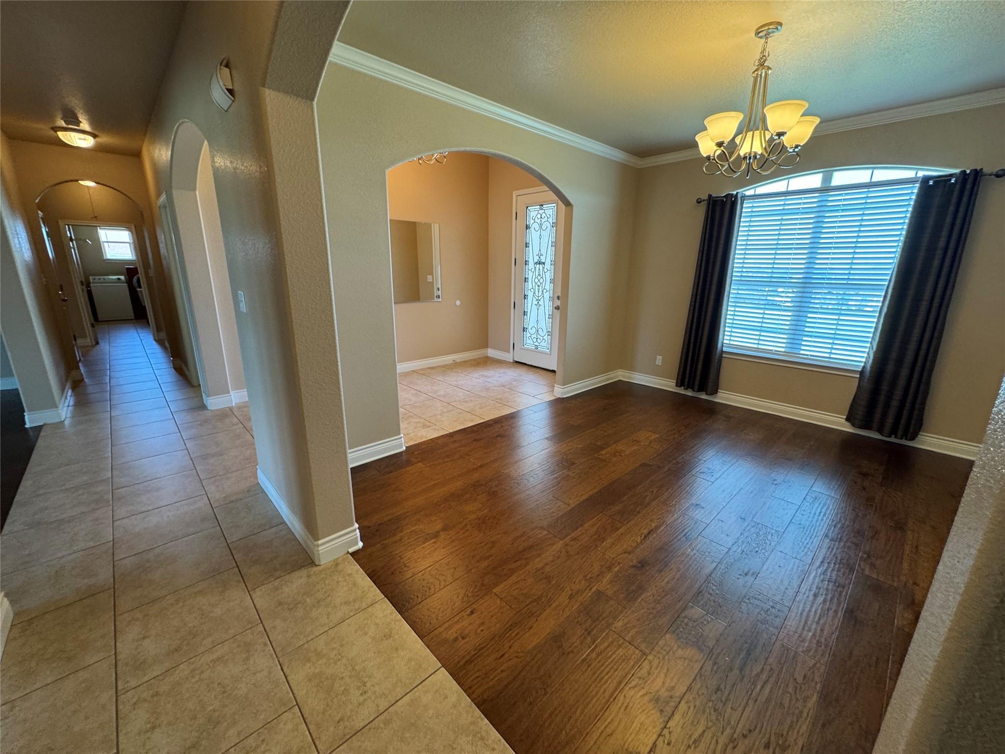 141 Oak Stone Dr, Jarrell, TX 76537