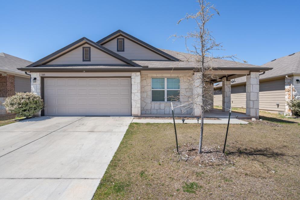 105 Krause Springs Dr, Hutto, TX 78634